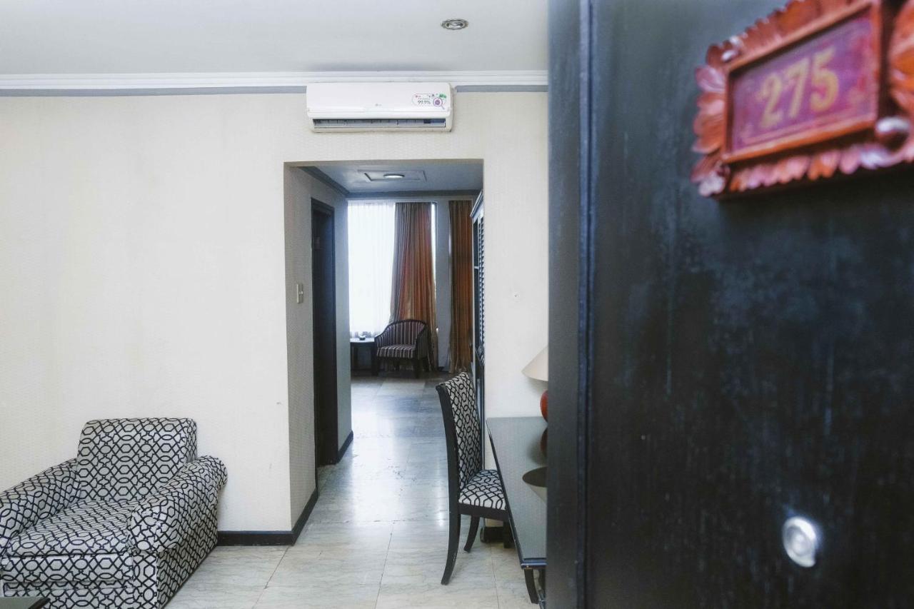 Hotel Yasmin Makassar Mitra Reddoorz Exterior photo